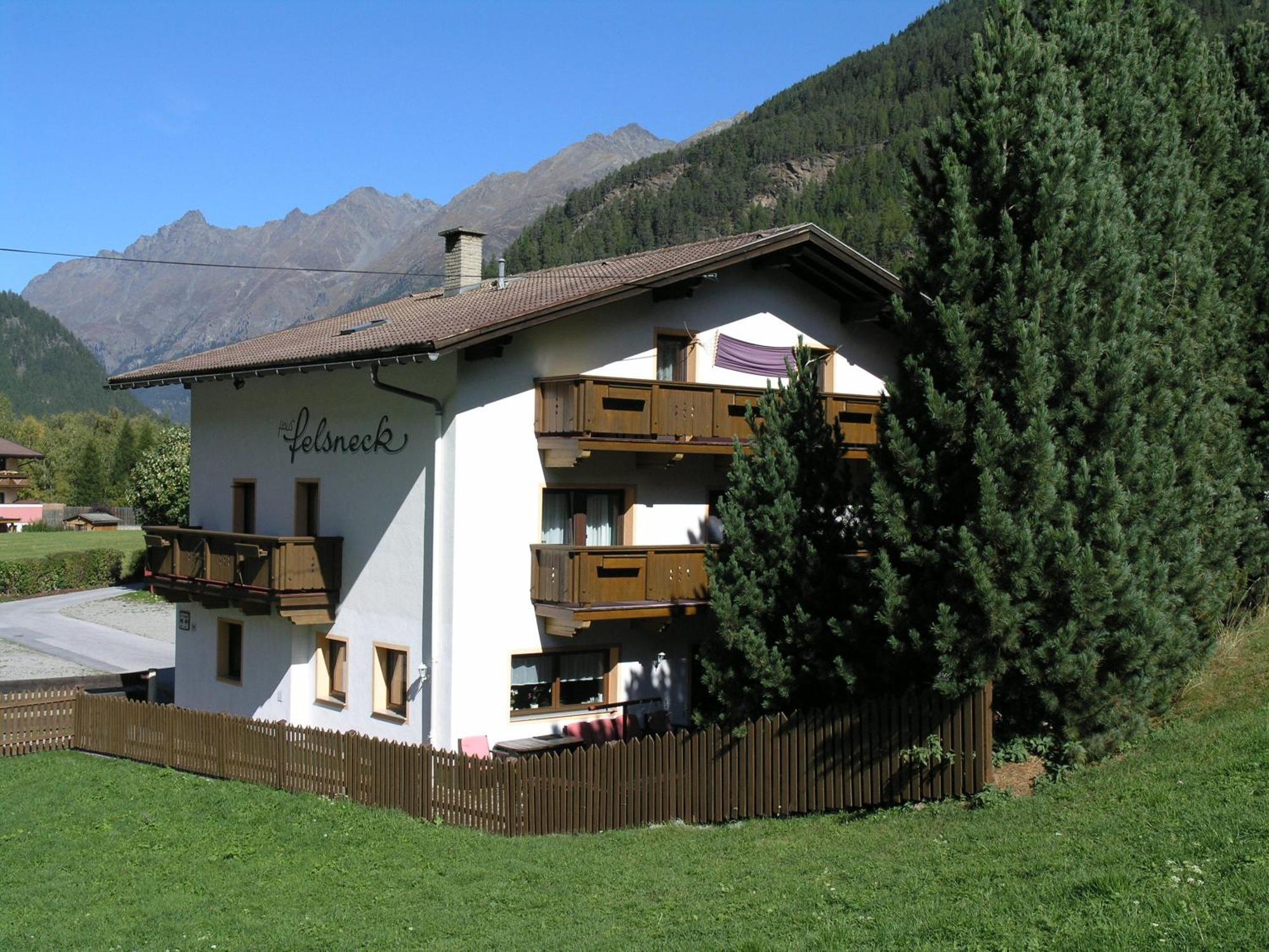 Haus Felsneck Bed & Breakfast Solden Exterior photo